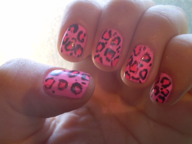 leopard nail
