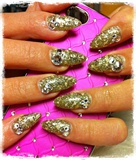Gold nails 