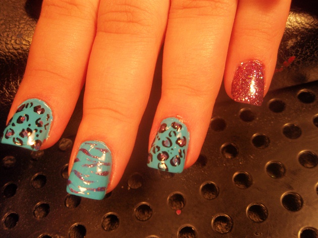 leopard tiger nails