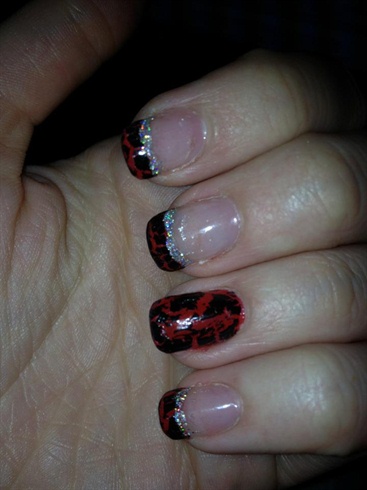 red and black crackle french tip