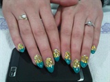 trendy color nails