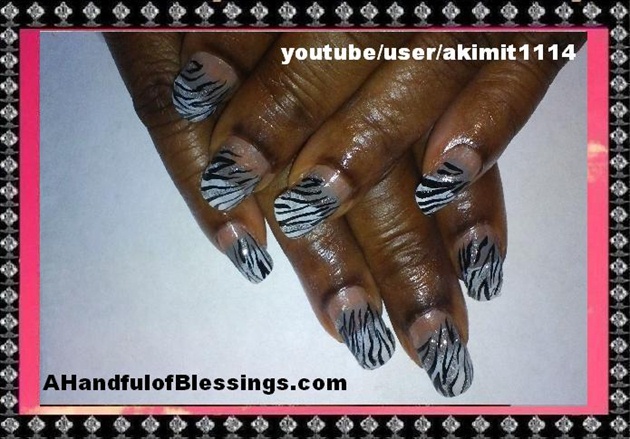 How to Create a Glitter Zebra Nail Design - wide 2