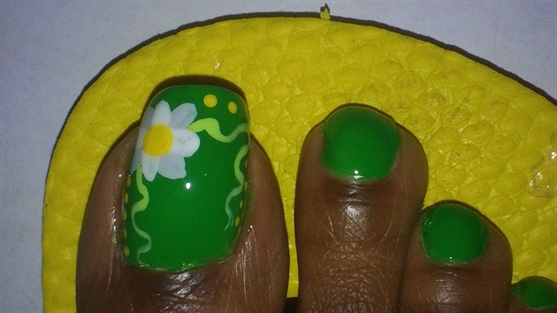 Green Floral Toes
