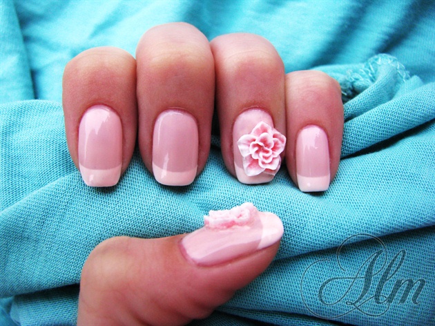 Classic French Manicure ^^