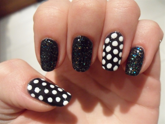spots nails