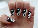 Yin Yang nails