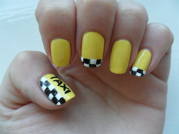 Taxi nails