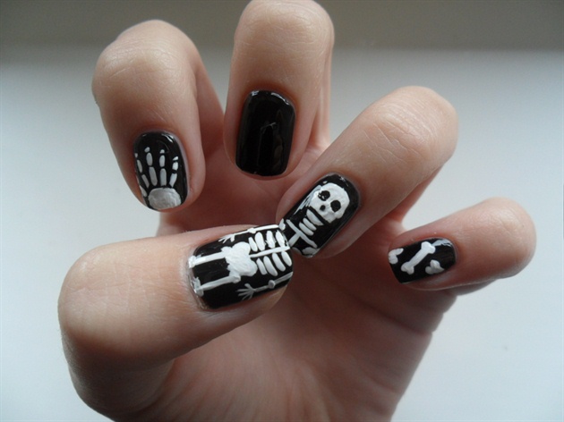 Skeleton nails