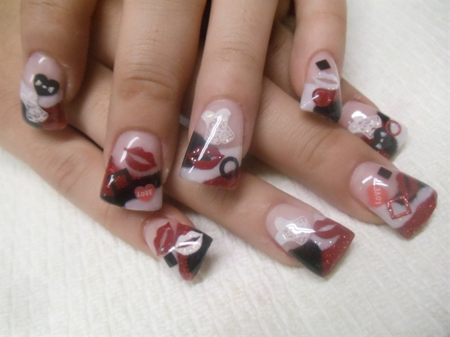 Duck Nails or Fan Nails