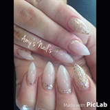 Natural Stiletto gels With Gold Glitter!