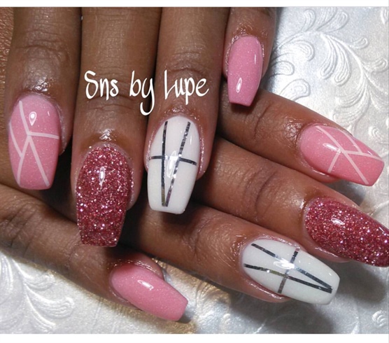 SNS Nails with Design ! 