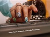 Stripes nail art