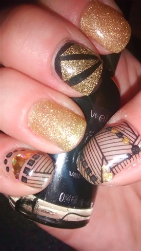 Black and Gold Gel Manicure