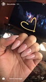 Almond Nails 