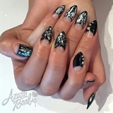 Black Nails With Foil