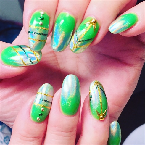 St. Patrick&#39;s day nails.