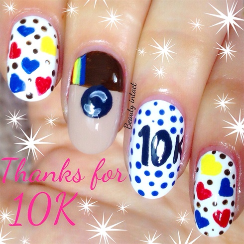 Instagram 10K nail art