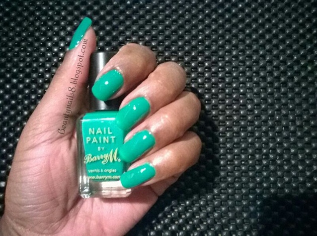 Apply 2 coats of Spring Green 290 by BarryM 