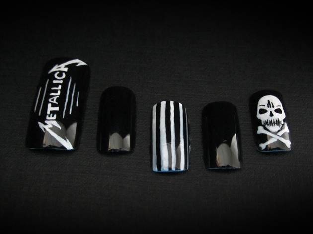Metallica style acrylic nails