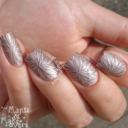 Leaf Stamping Nails