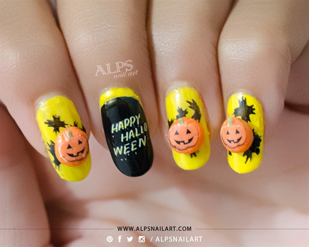 Amazing Halloween Pumpkin Nails