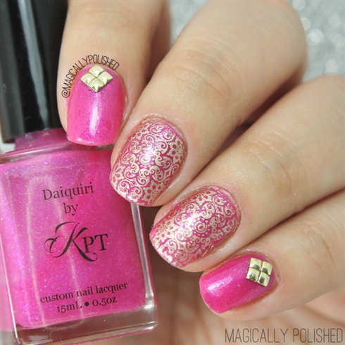 Pink &amp; Golden Floral Stamping Nails