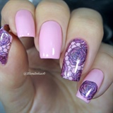 Romantic holographic nails