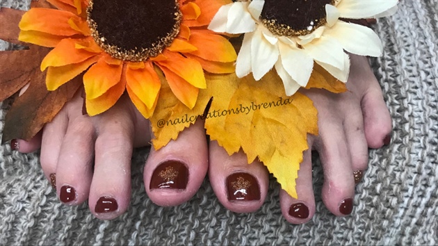 Autumn Leaf Toes