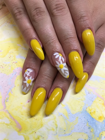 Sunshine yellow and flowers