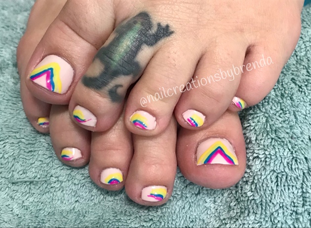 Rainbow Wave Toes