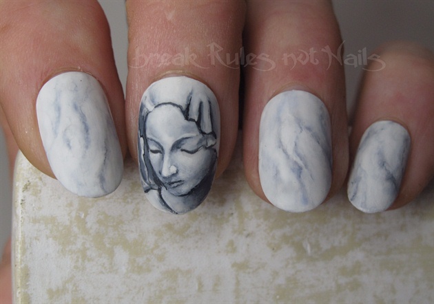 Michelangelo&#39;s Pieta inspired nails