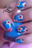 Bright nail art with simple flowers