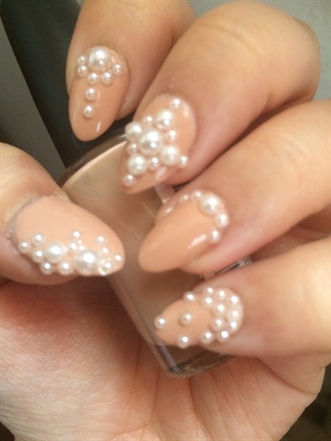 Nude Almond Nails With Pearls 