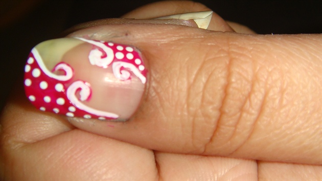 Trendy Pink Dots with Swirls