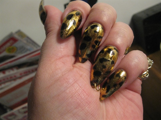 gold leopard foil