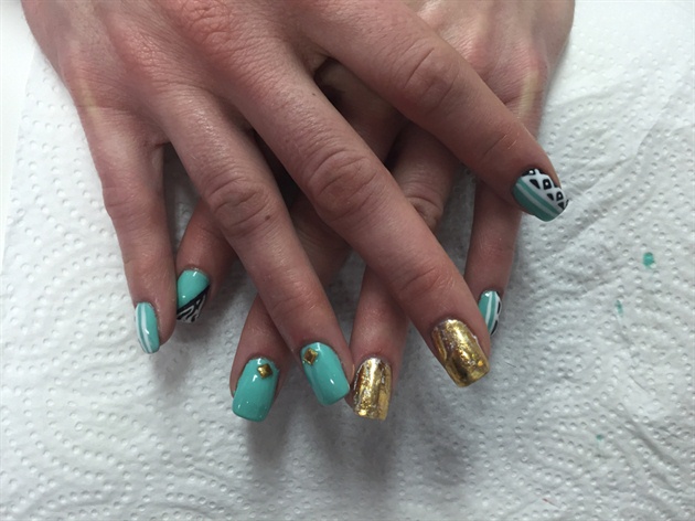 Aqua Green/Gold Nails