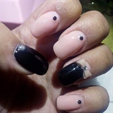 Black and nude with 3D bow