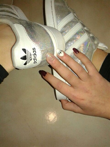 Nails Adidas 
