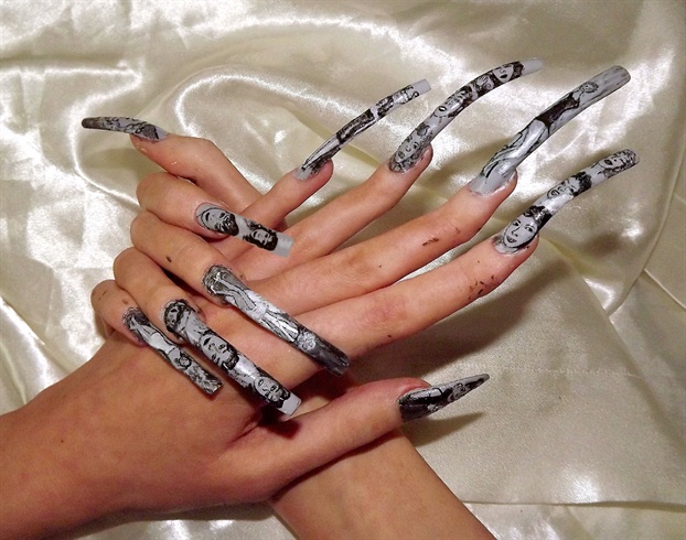 5. Old Hollywood Nails - wide 1