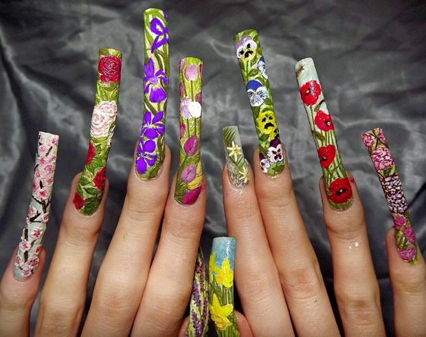 Flowers of the world nail art..