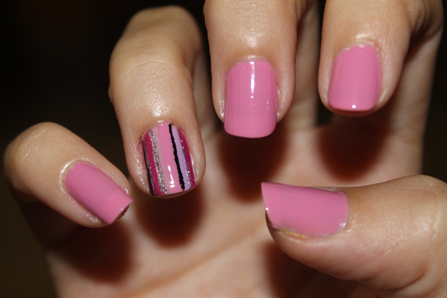 Stripes Nails