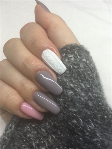 3D Sweater Nails 