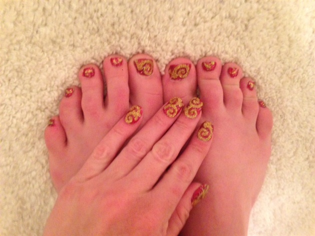 Chinese New Year Swirls--Toes 