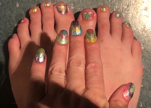 Easter Tri-Color--Toes 