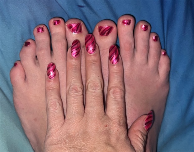 Pink Tide Taffy--Toes 
