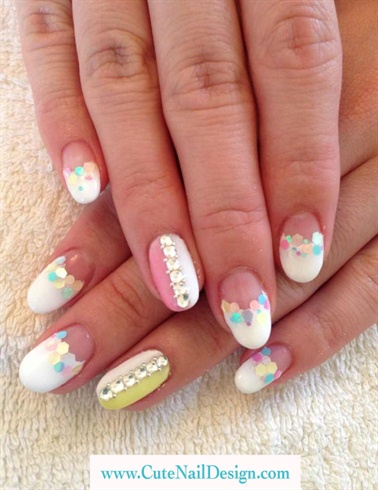 Pastel x White Spring nails