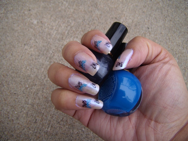 Blue butterfly nail art - wide 7