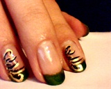 Gold and green nail art for chritmas