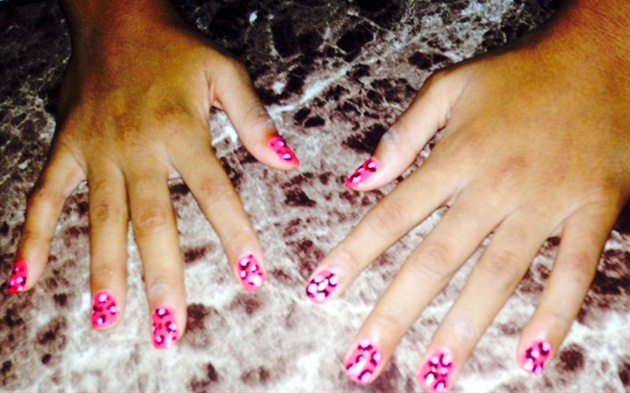 Pink cheeta print nails