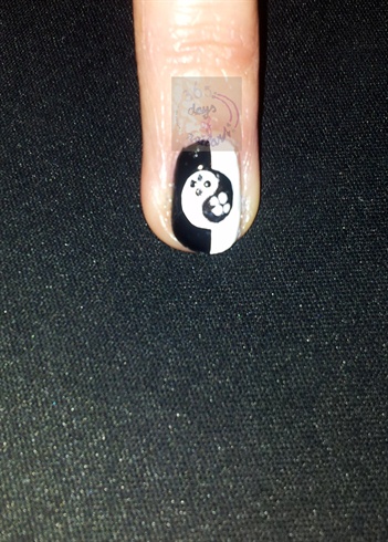Yin Yang with simple flowers